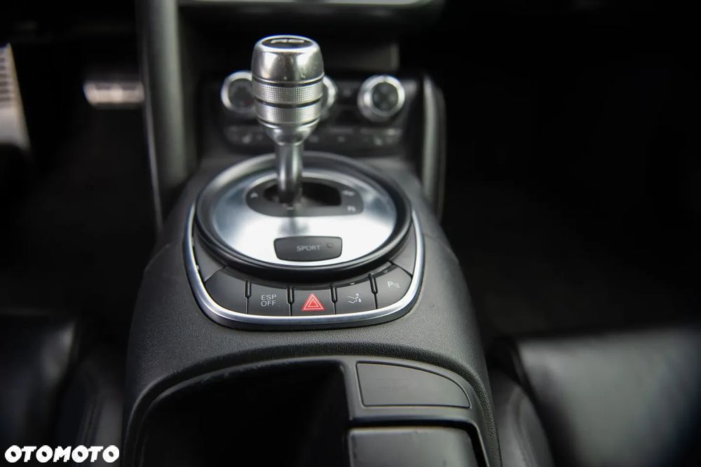 Audi R8 Coupé 4.2 FSI quattro R tronic - 28