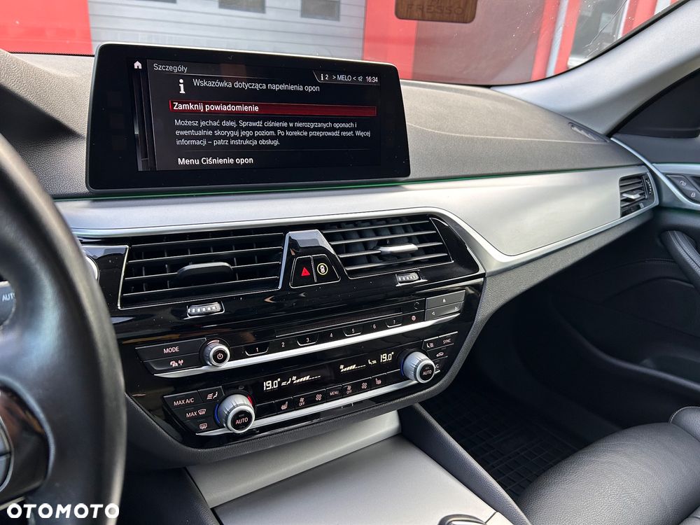 BMW Seria 5 520d Efficient Dynamics Edition Luxury Line - 31
