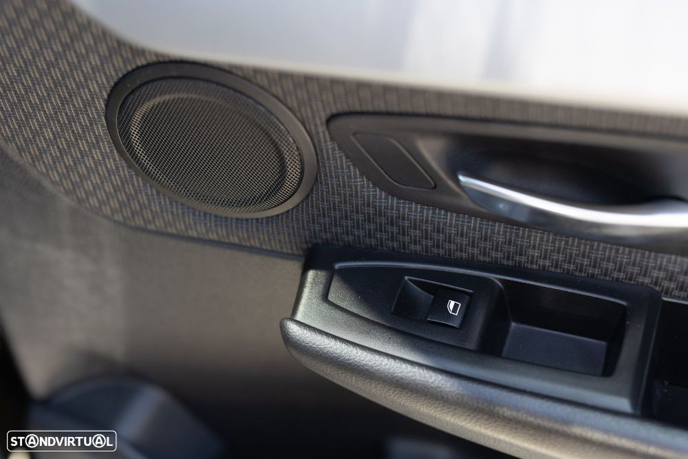 BMW 216 Active Tourer d Advantage Auto - 56