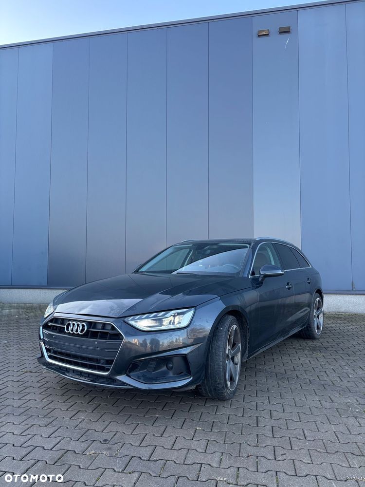 Audi A4 Avant 35 TDI S tronic - 13