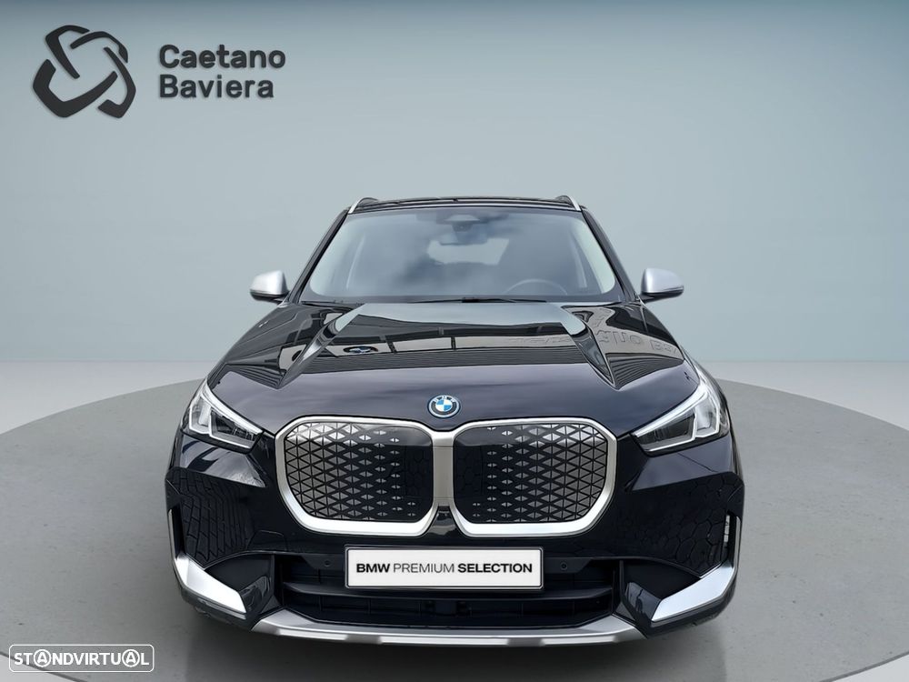 BMW iX1 eDrive20 xLine - 2