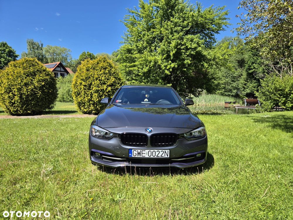 BMW Seria 3 330i Edition Luxury Line Purity - 2