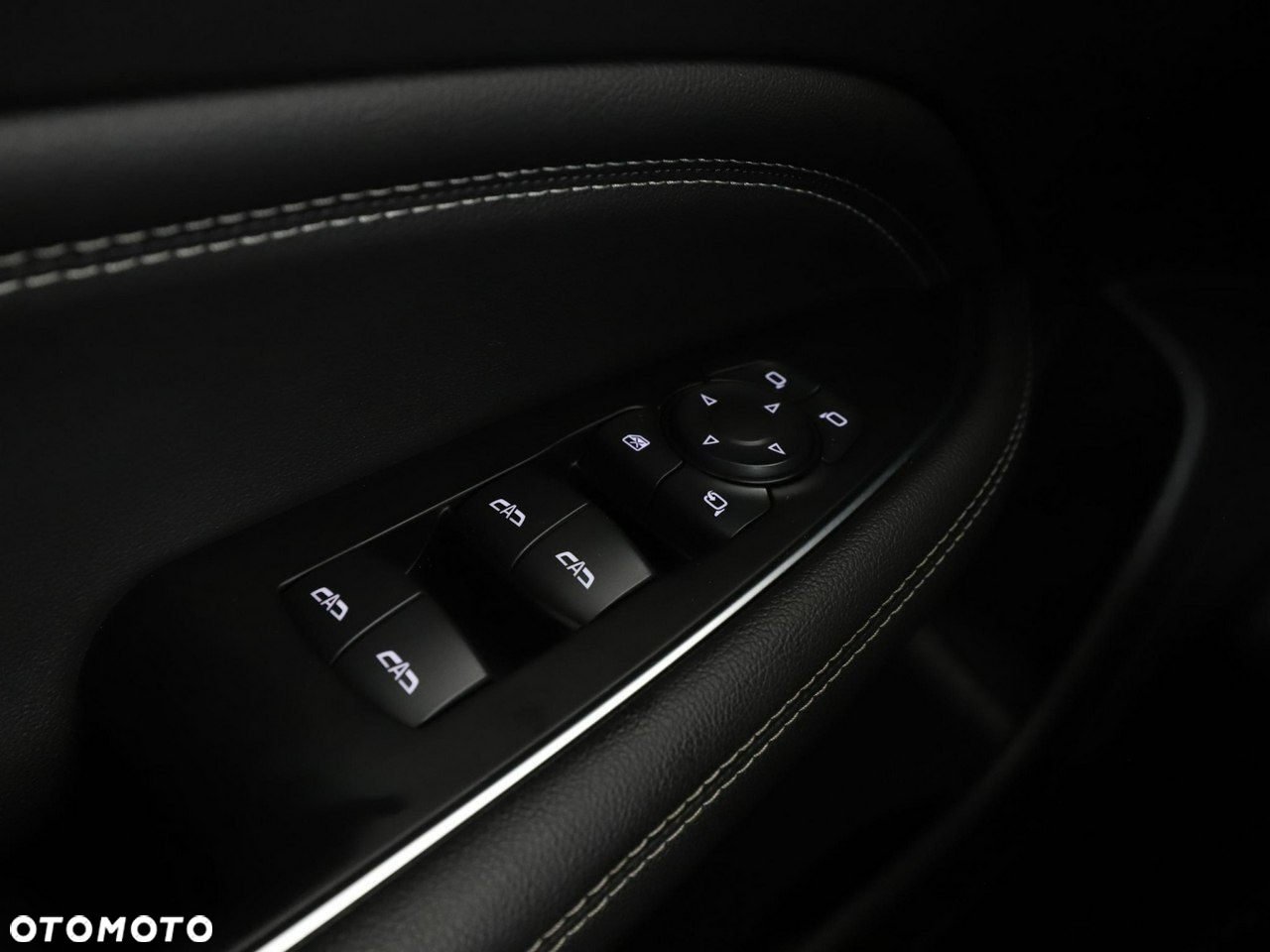 Opel Insignia - 35
