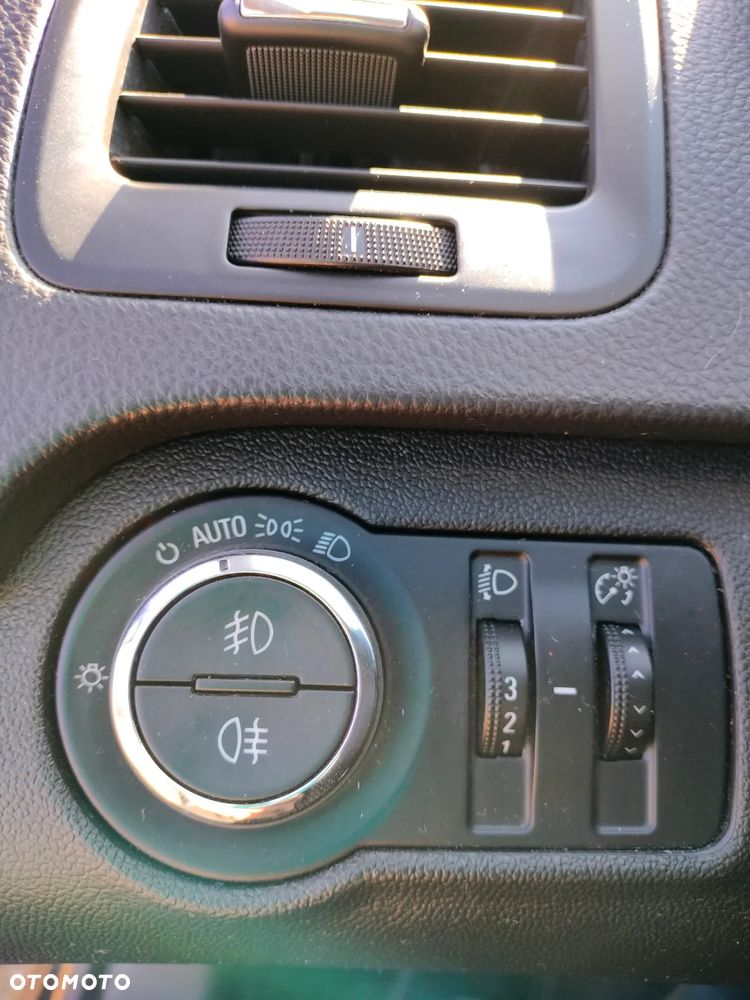 Opel Insignia 2.0 CDTI Edition - 21