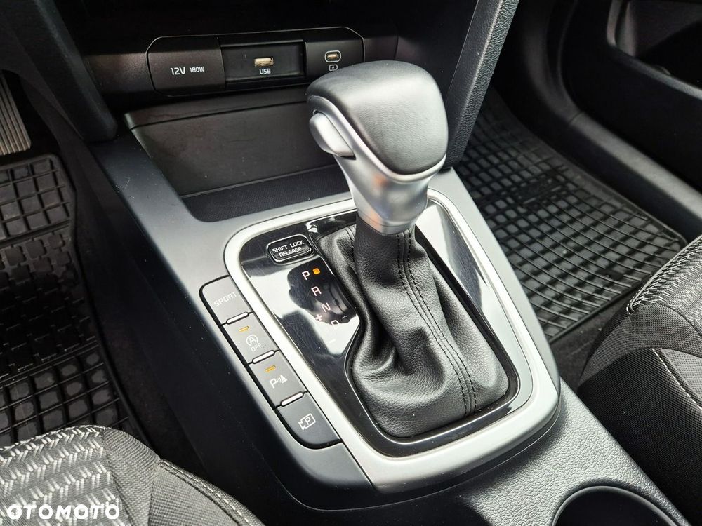 Kia Ceed 1.5 T-GDI M DCT - 34