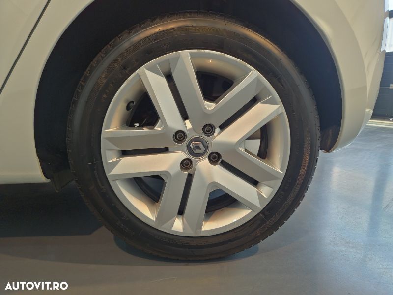 Renault Clio TCe 90 ZEN - 8