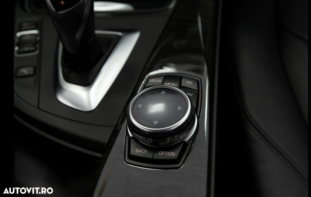 BMW Seria 3 320d Aut. Luxury Line - 16