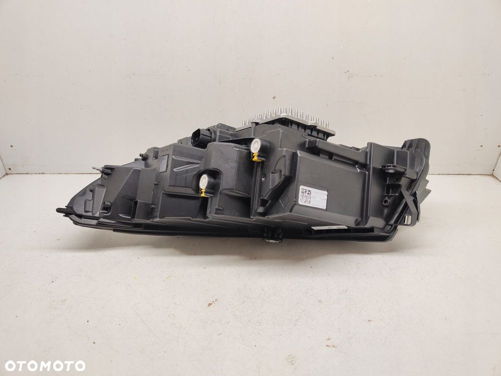 land rover discovery sport lift prawa lampa led - 5