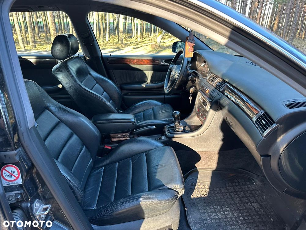 Audi A6 Avant 2.4 - 10