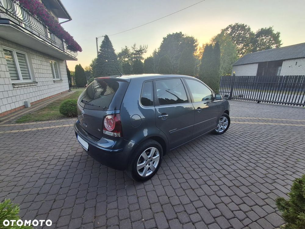 Volkswagen Polo 1.4 16V Highline - 4