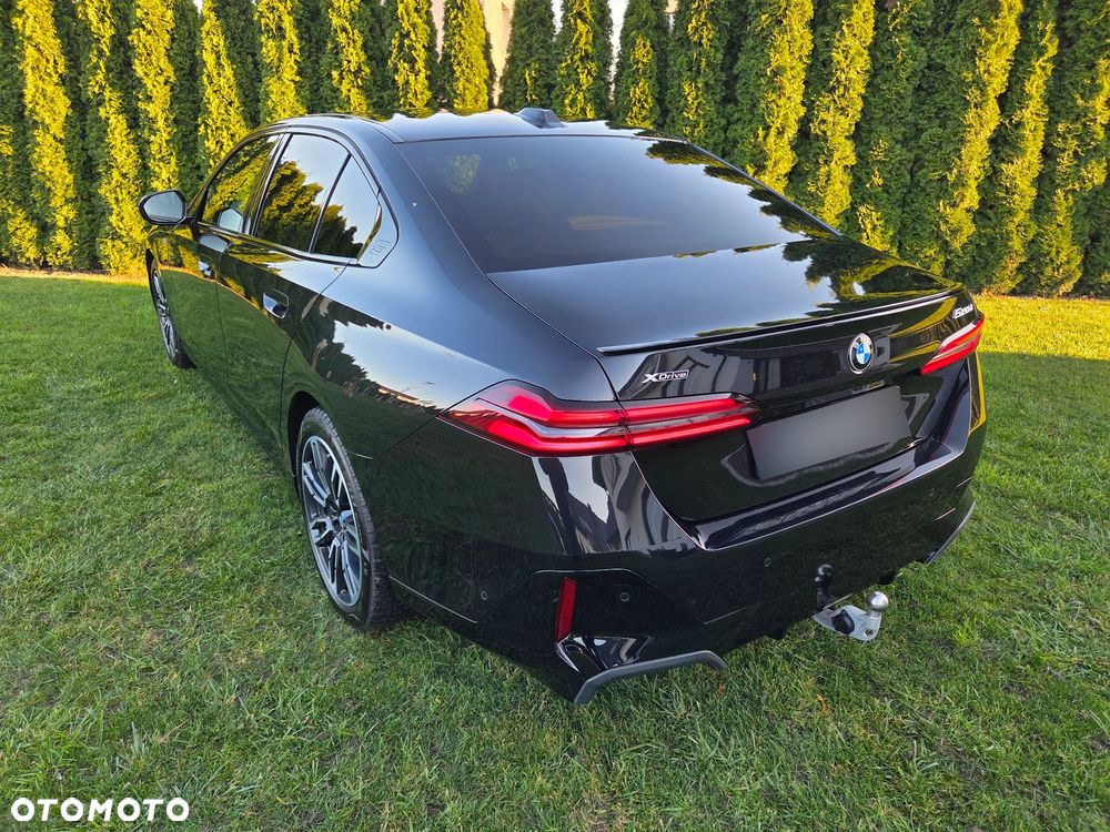 BMW Seria 5 520d xDrive - 16