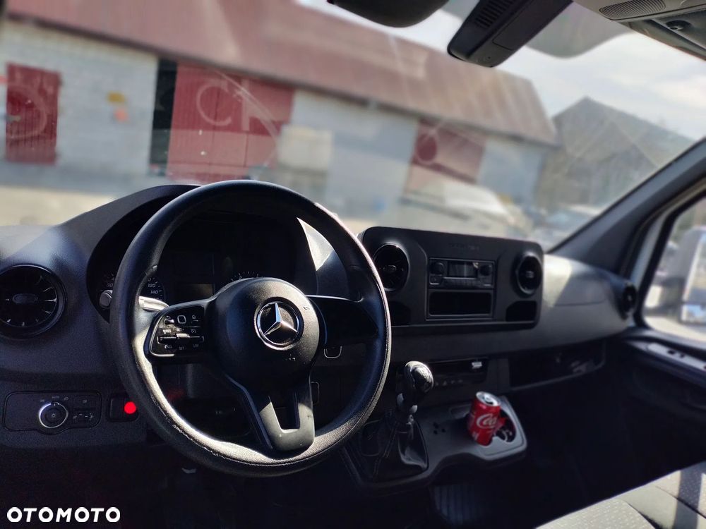 Mercedes-Benz SPRINTER - 5