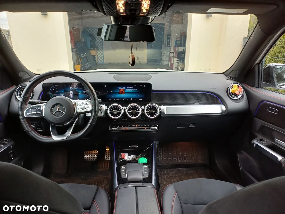 Mercedes-Benz GLB 220 d 4-Matic AMG Line 8G-DCT - 8