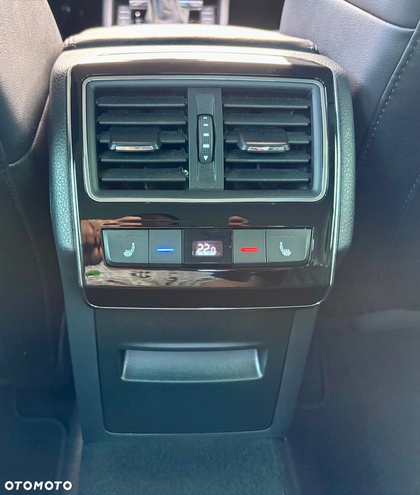 Skoda Superb 2.0 TSI 4x4 L&K DSG - 23