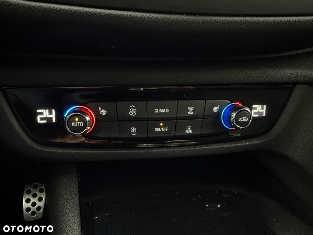 Opel Insignia 2.0 CDTI GS Line S&S - 18