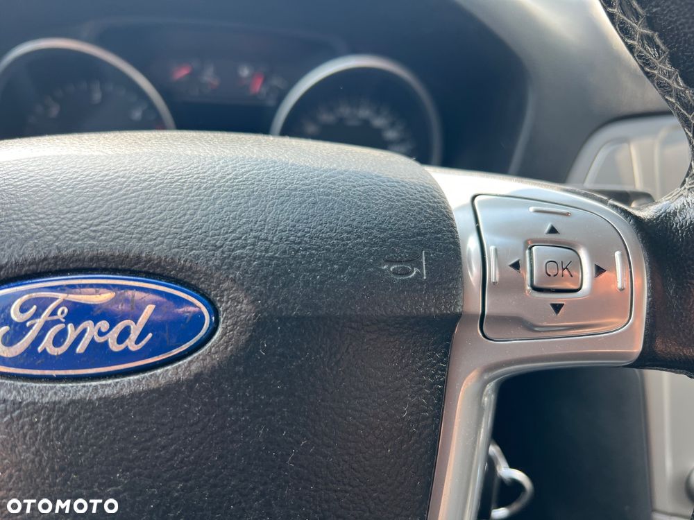 Ford Mondeo 2.0 TDCi Ghia X - 11