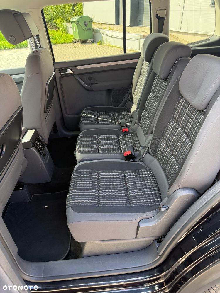 Volkswagen Touran 2.0 TDI DPF Cross Perfectline - 13