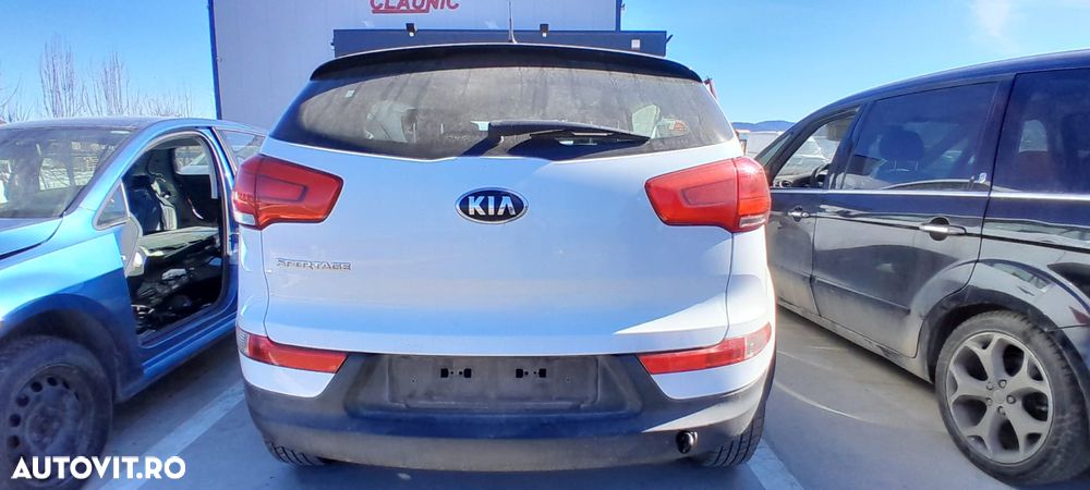 Dezmembram KIA Sportage 1.6 GDI G4FD - 5