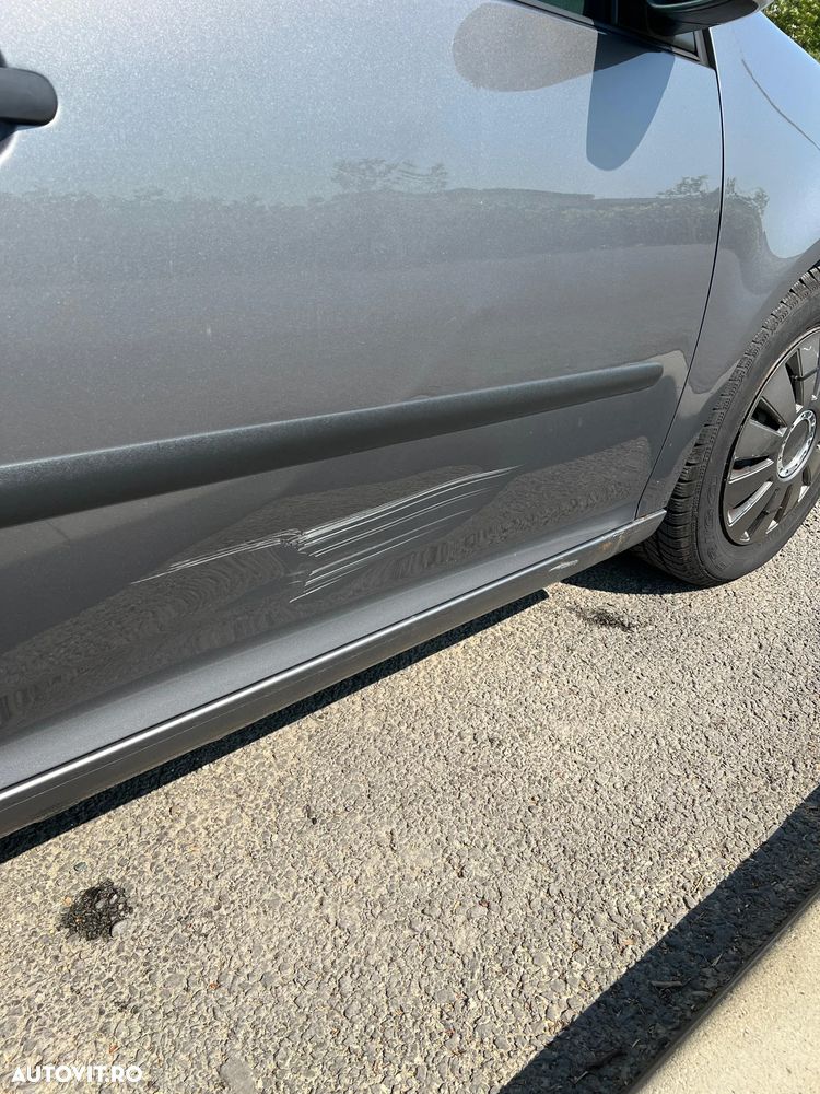 Volkswagen Golf 1.6 Trendline - 11