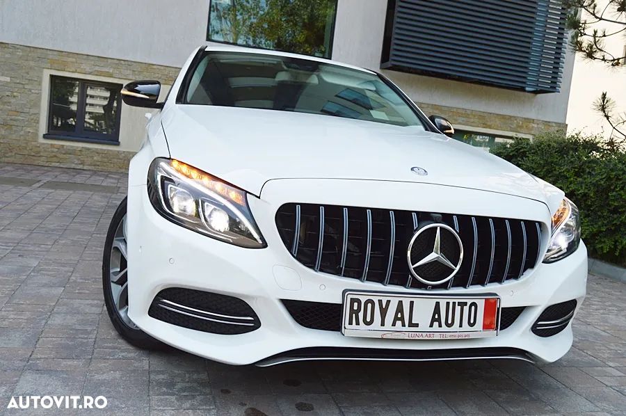 Mercedes-Benz C 220 (BlueTEC) d 7G-TRONIC Avantgarde - 3