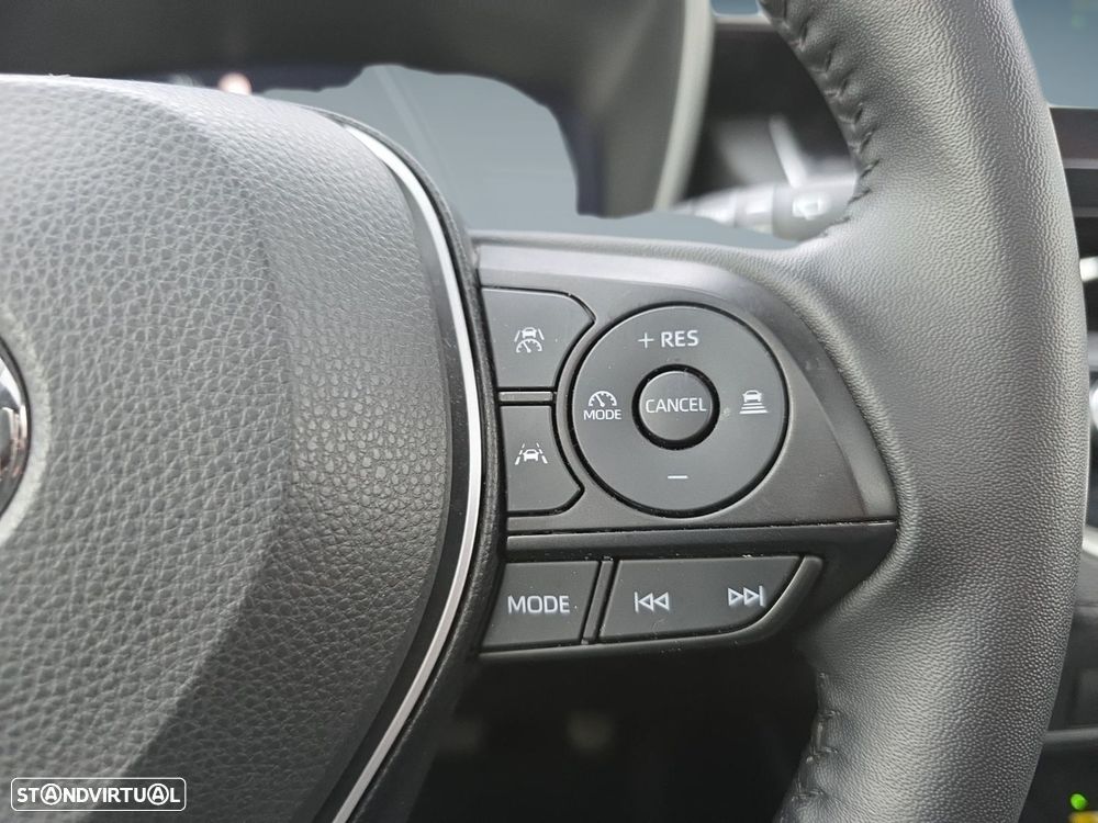 Toyota Corolla Cross 1.8 Hybrid Exclusive - 17