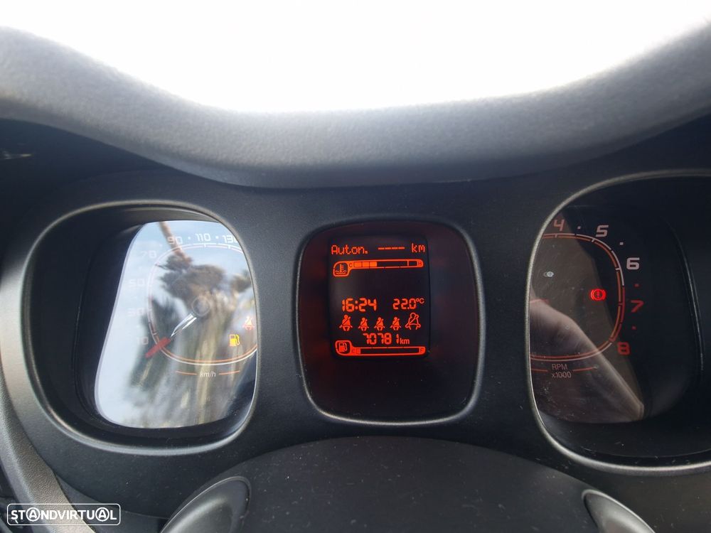 Fiat Panda 1.2 Lounge S&S - 31