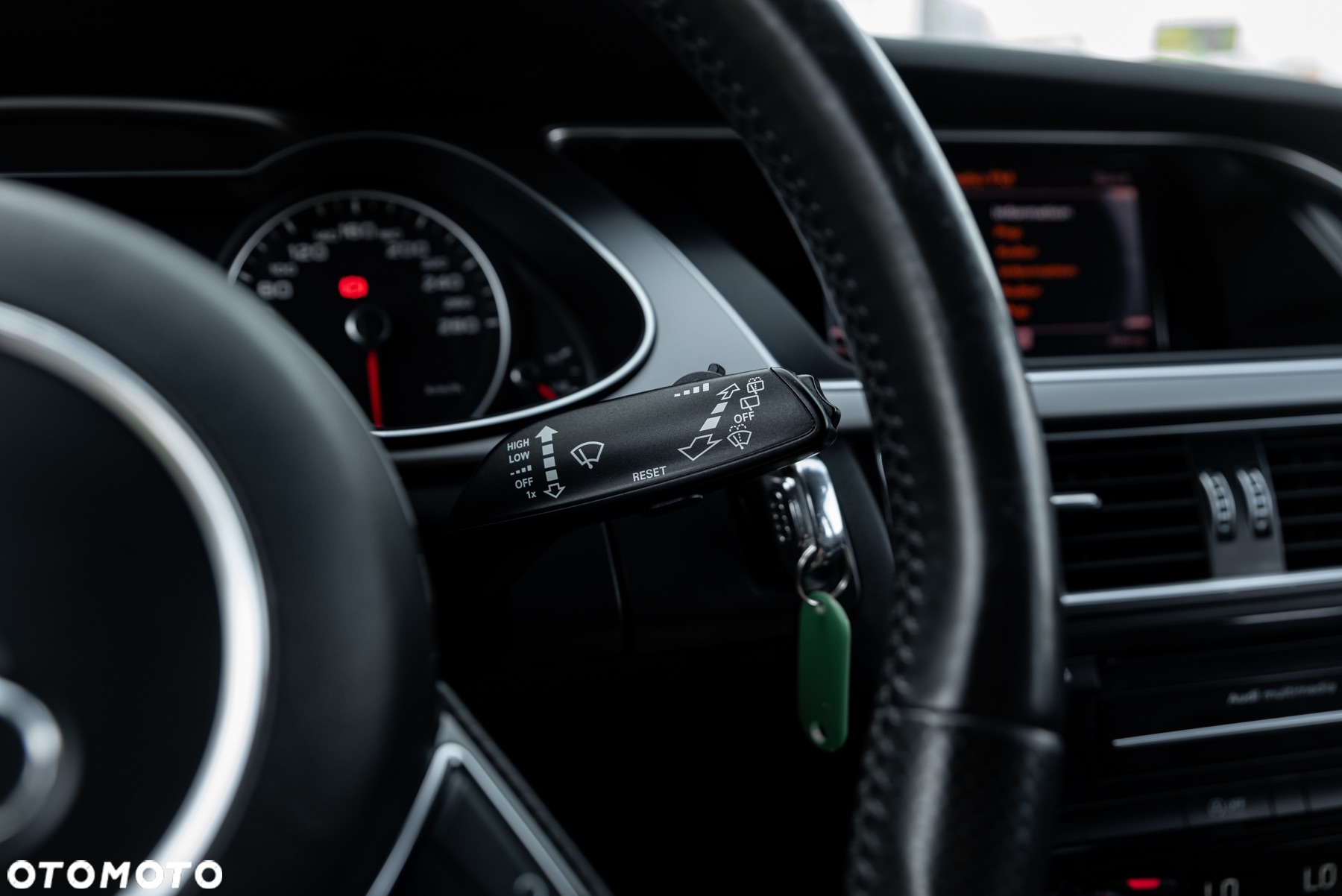 Audi A4 Avant 3.0 TDI DPF quattro S line Sportpaket - 32