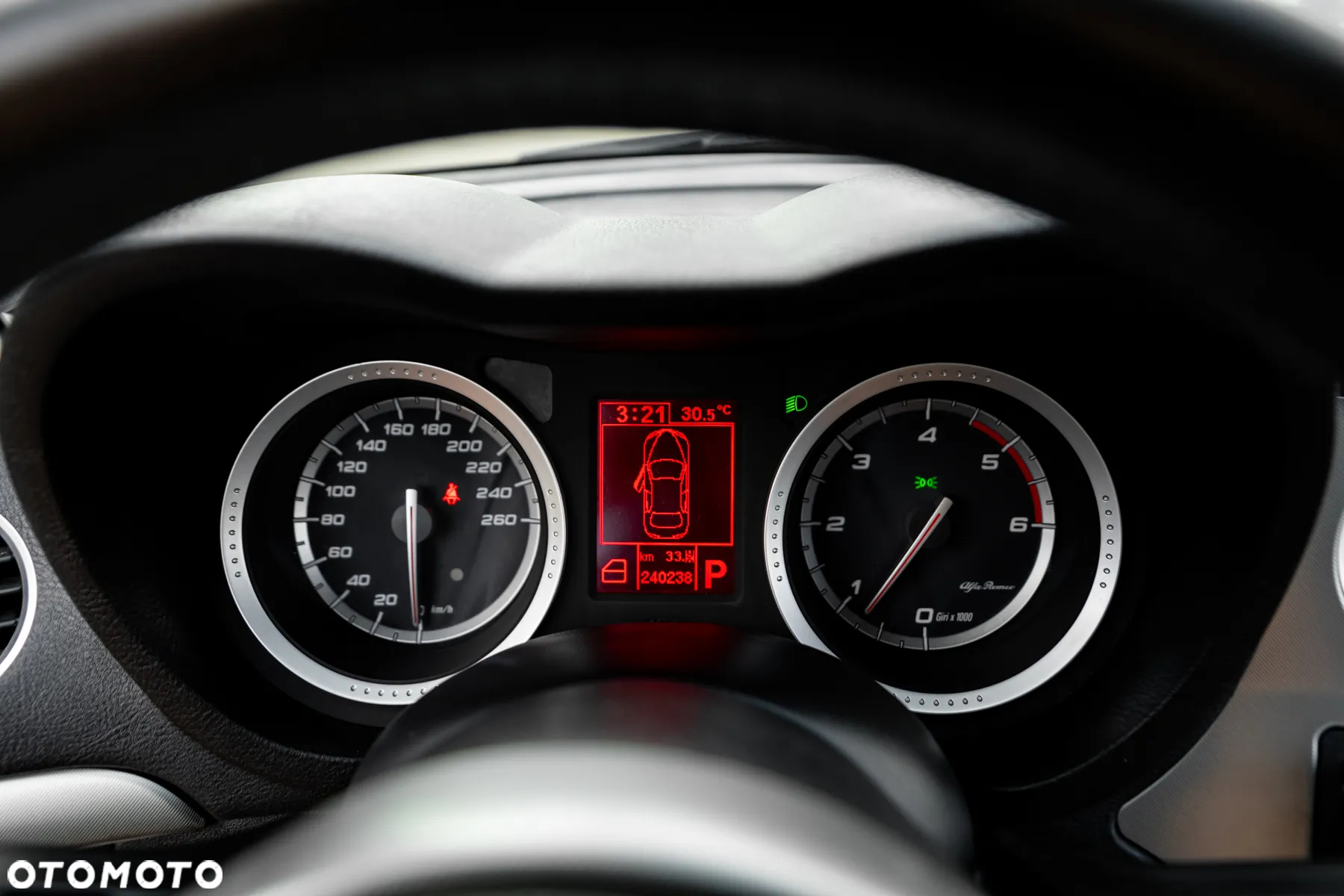 Alfa Romeo 159 2.4 JTDM 20V DPF Automatik - 25