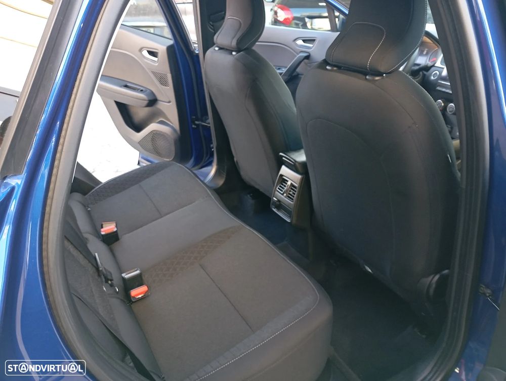 Renault Captur 1.0 TCe Techno Bi-Fuel - 10