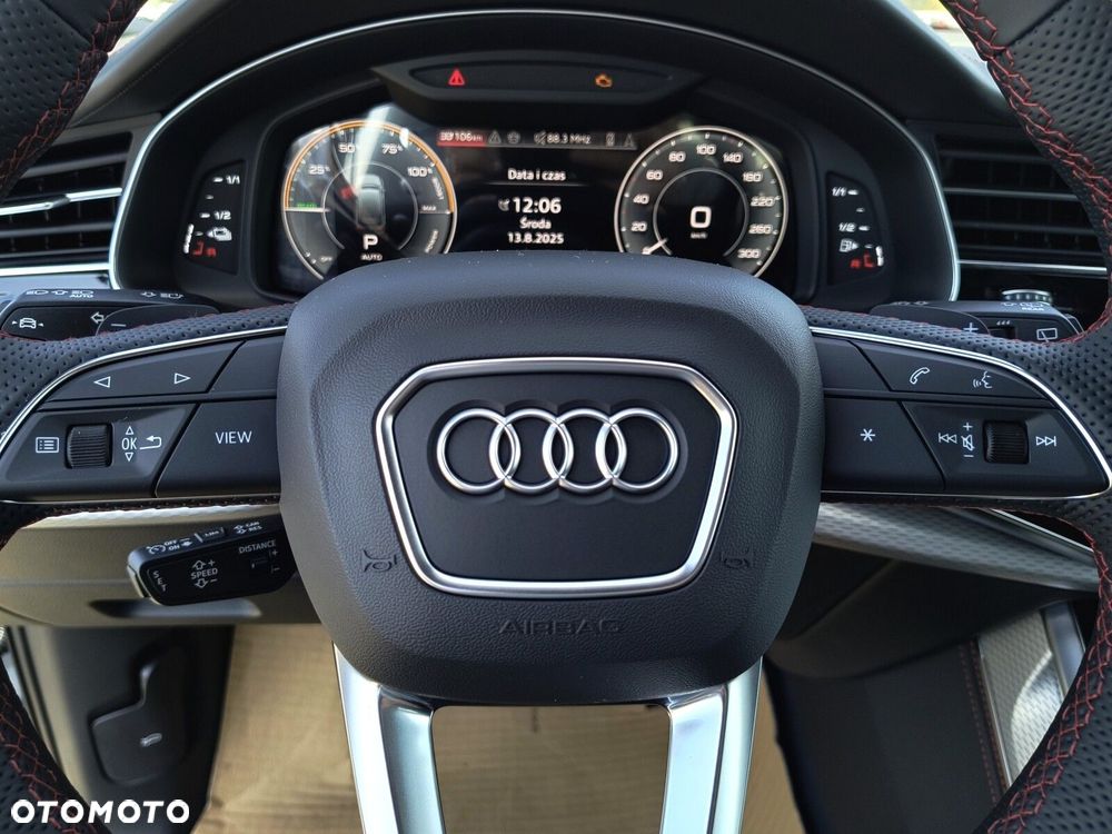 Audi Q8 - 24