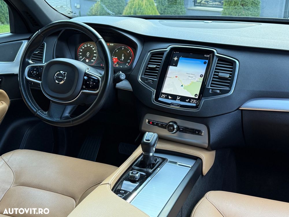 Volvo XC 90 D5 AWD Inscription - 32