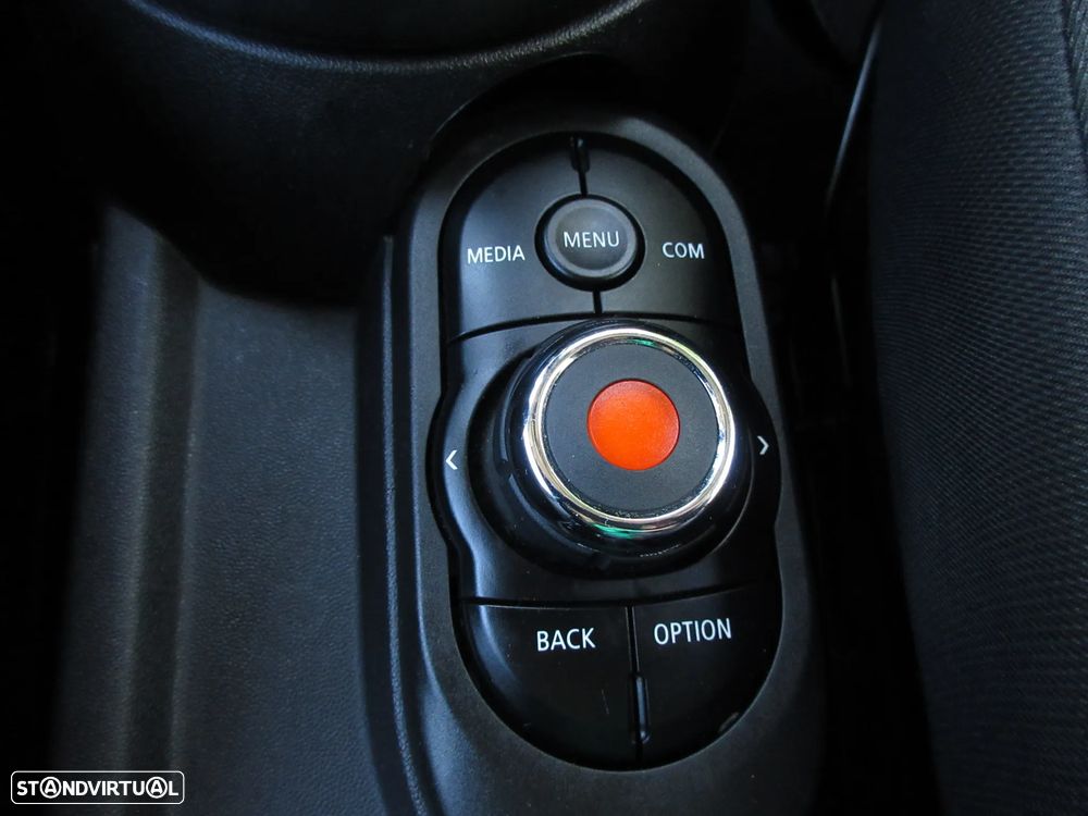 MINI 5 Portas One Sport Edition - 39