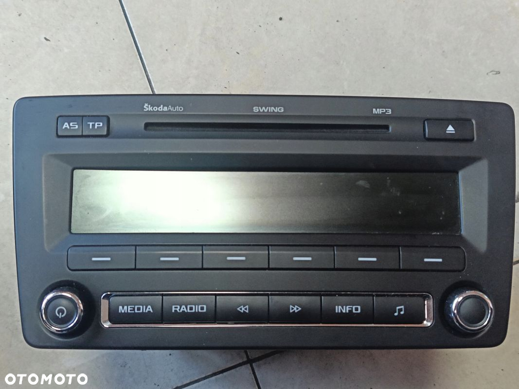 OCTAVIA II LIFT RS CD RADIO 1Z0035161G - 3