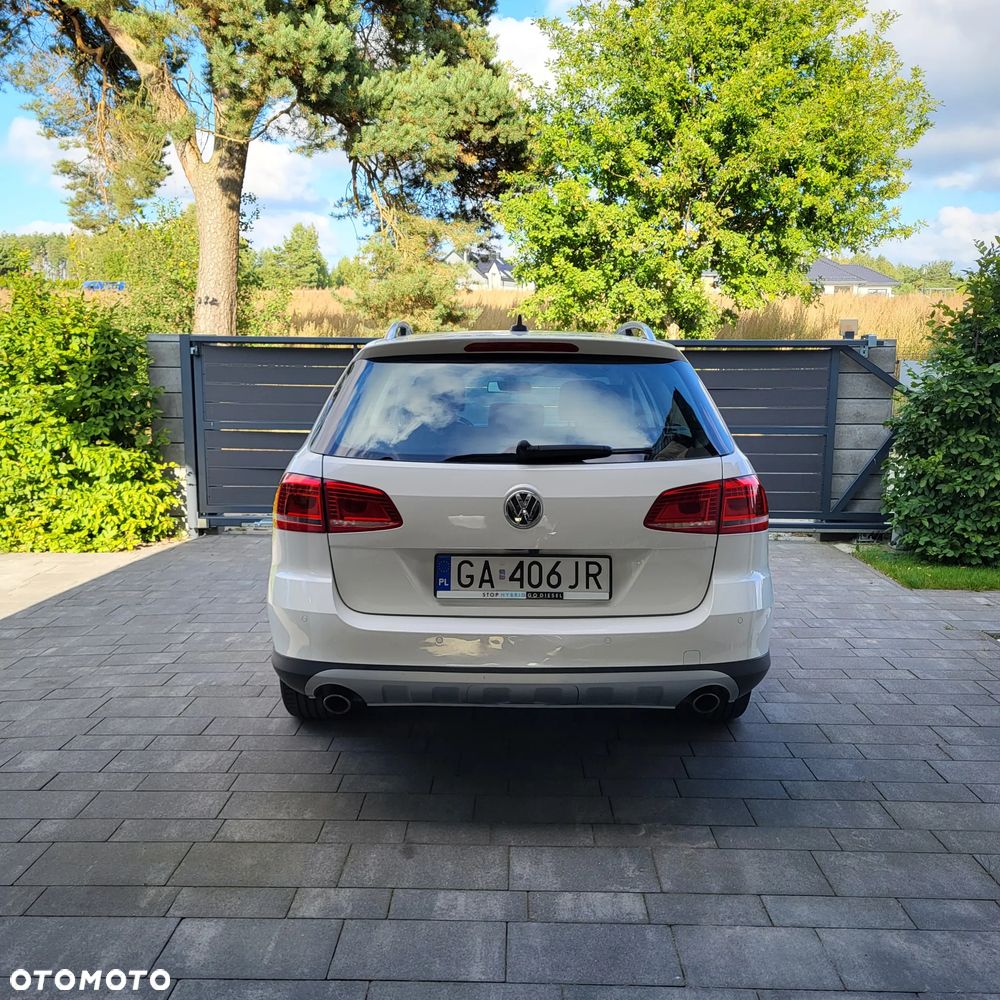 Volkswagen Passat 2.0 TDI 4Mot Highline DSG - 4