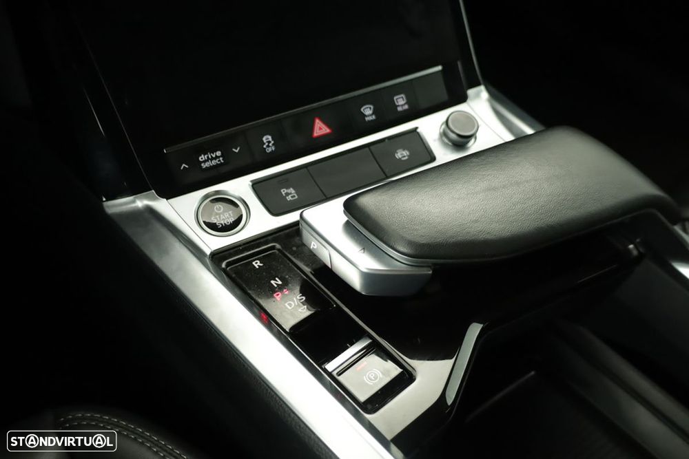Audi Q8 e-Tron Sportback 55 quattro Advanced - 15