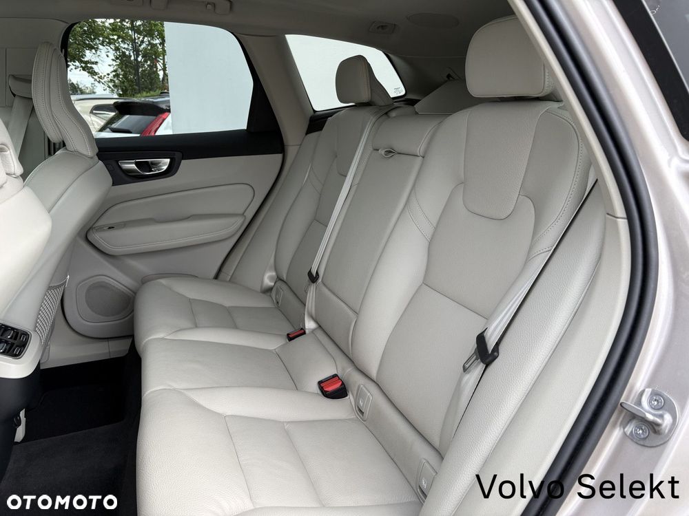 Volvo XC 60 - 11