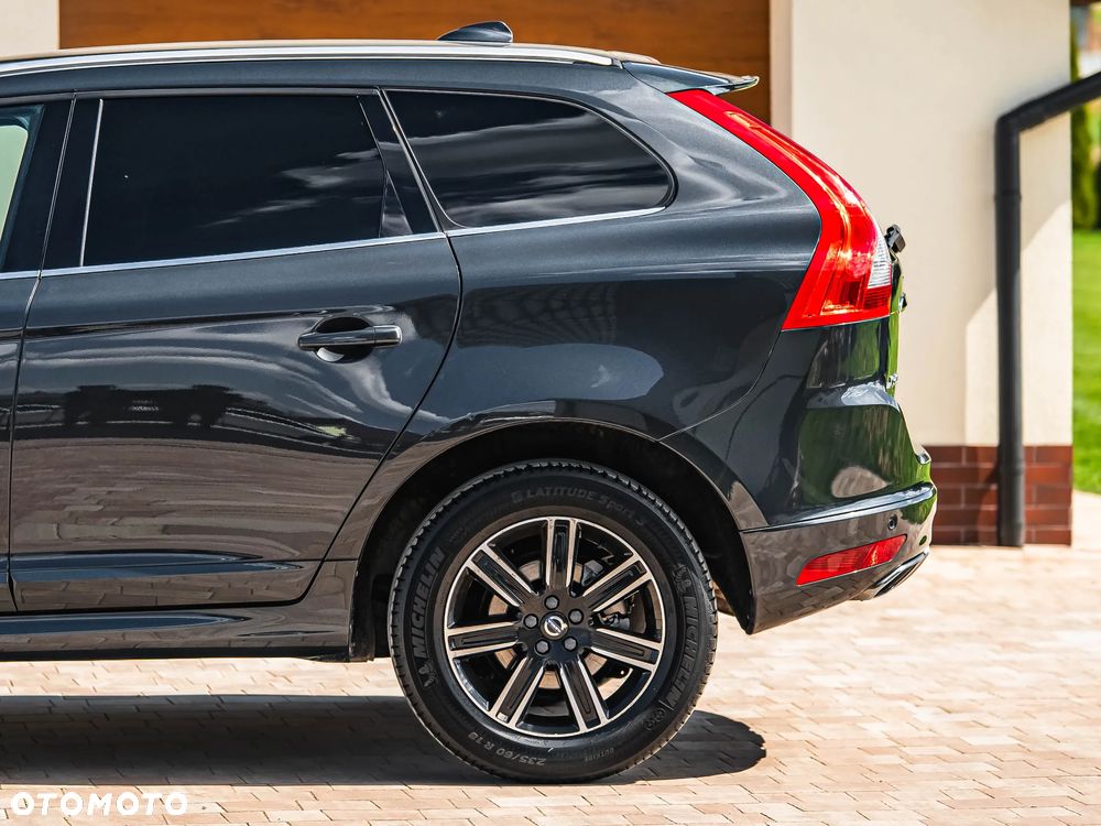 Volvo XC 60 D4 Momentum - 11