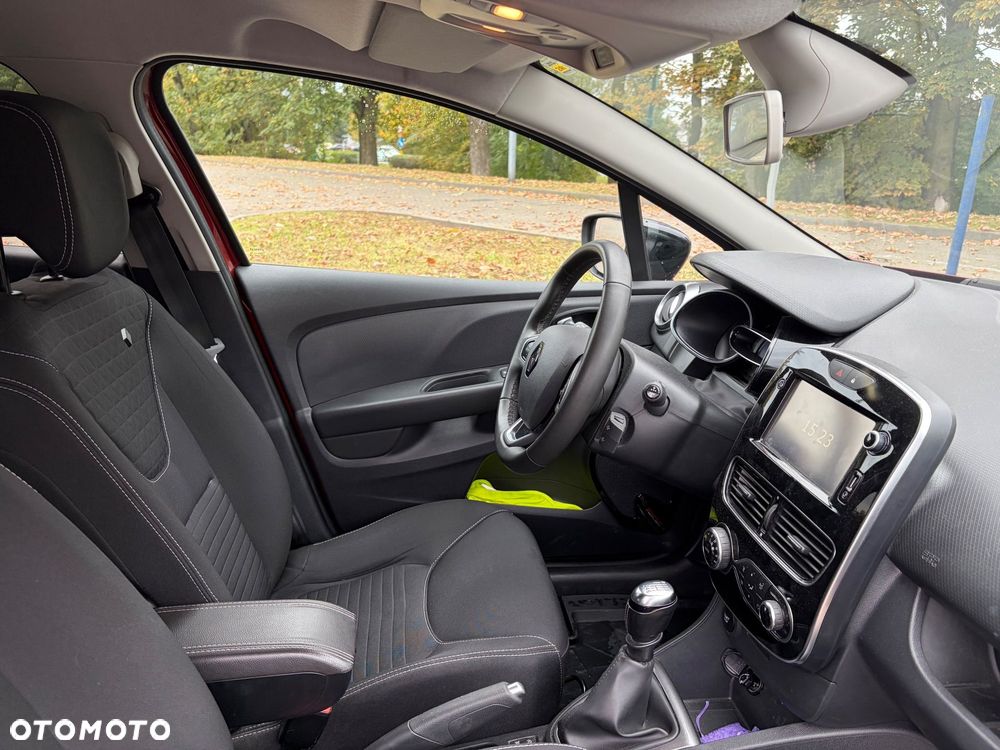 Renault Clio - 6