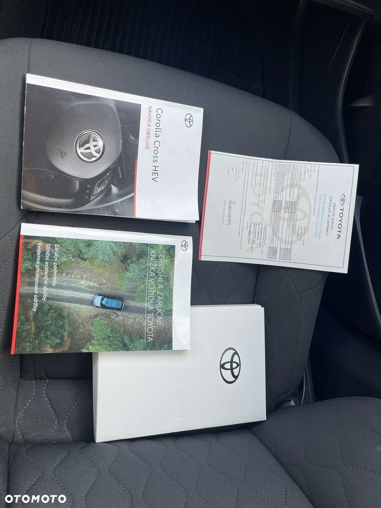 Toyota Corolla Cross 1.8 Hybrid Comfort - 11