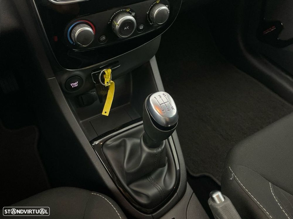 Renault Clio 0.9 TCe Limited - 17