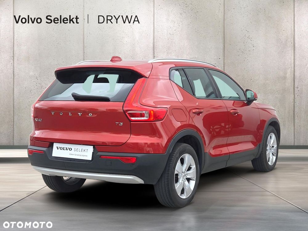 Volvo XC 40 T3 Momentum Pro - 5