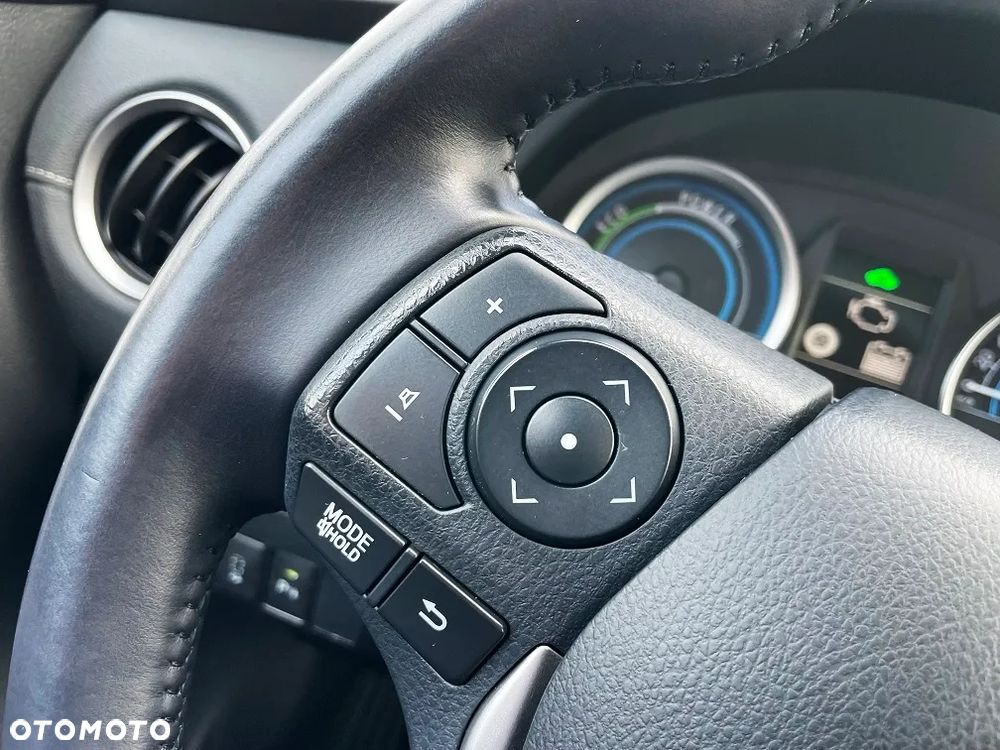 Toyota Auris - 26