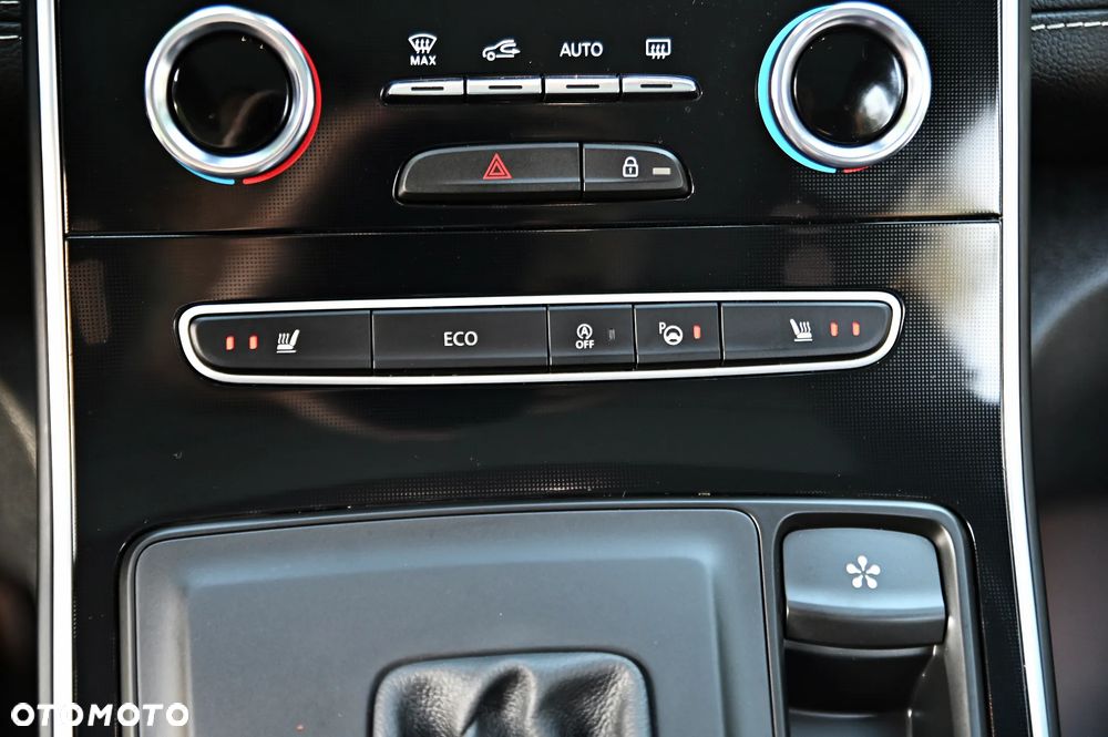 Renault Scenic TCe 160 GPF EDC BOSE EDITION - 37