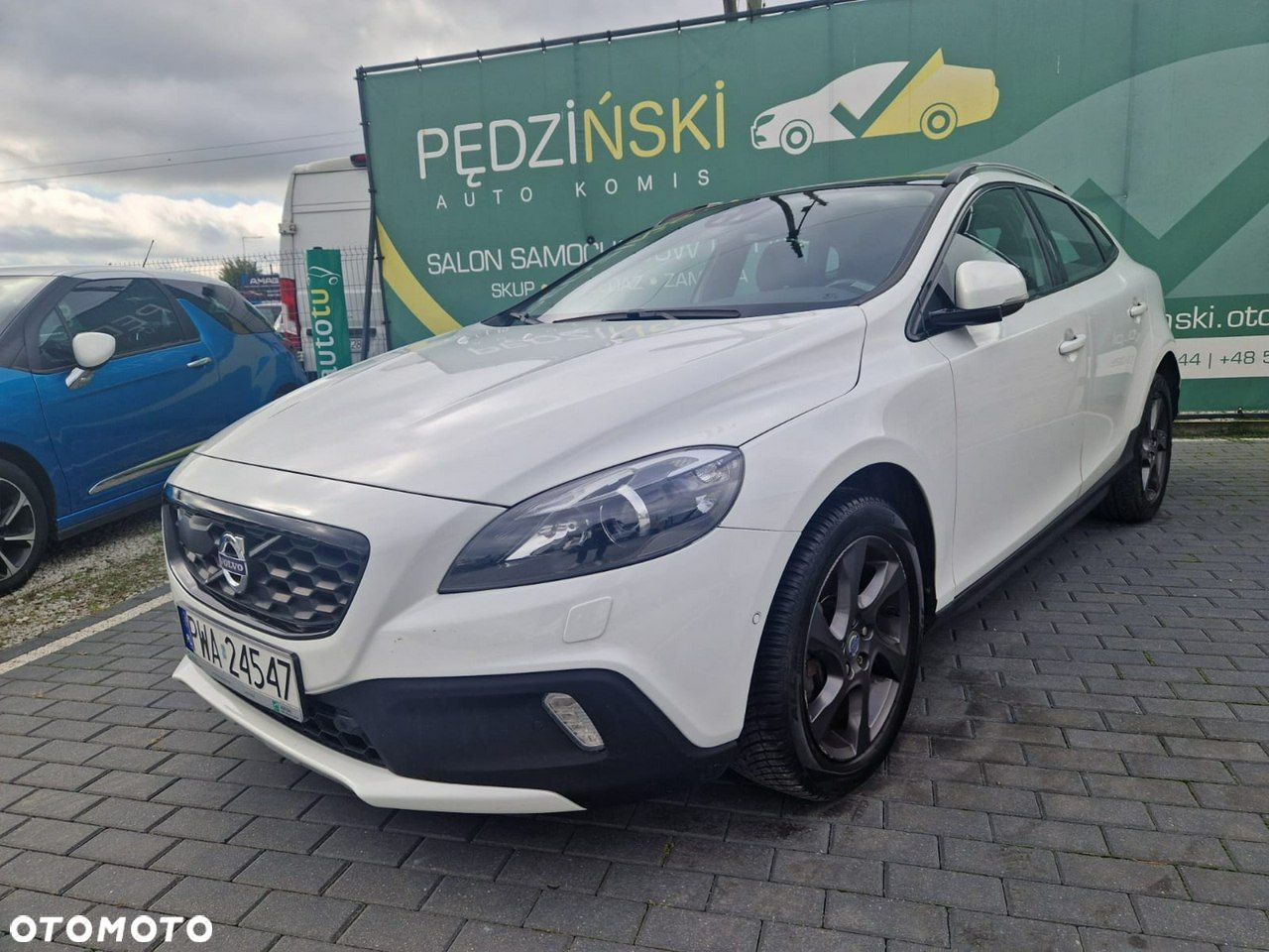 Volvo V40 Cross Country - 1