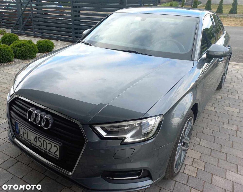 Audi A3 Limousine 35 TFSI S tronic - 1