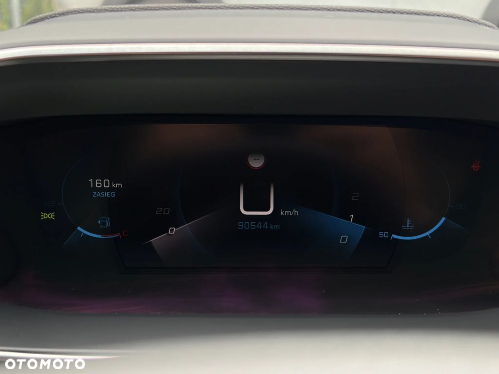 Peugeot 2008 1.2 PureTech Allure Pack S&S - 21