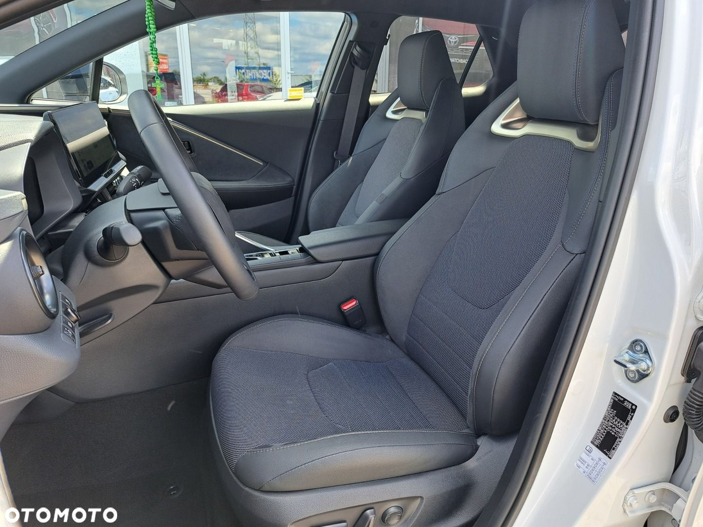 Toyota C-HR 1.8 Hybrid Executive - 16