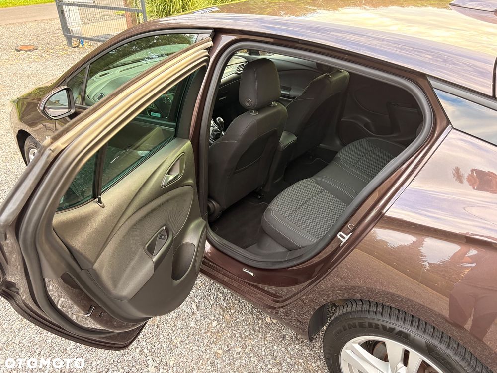 Opel Astra - 17