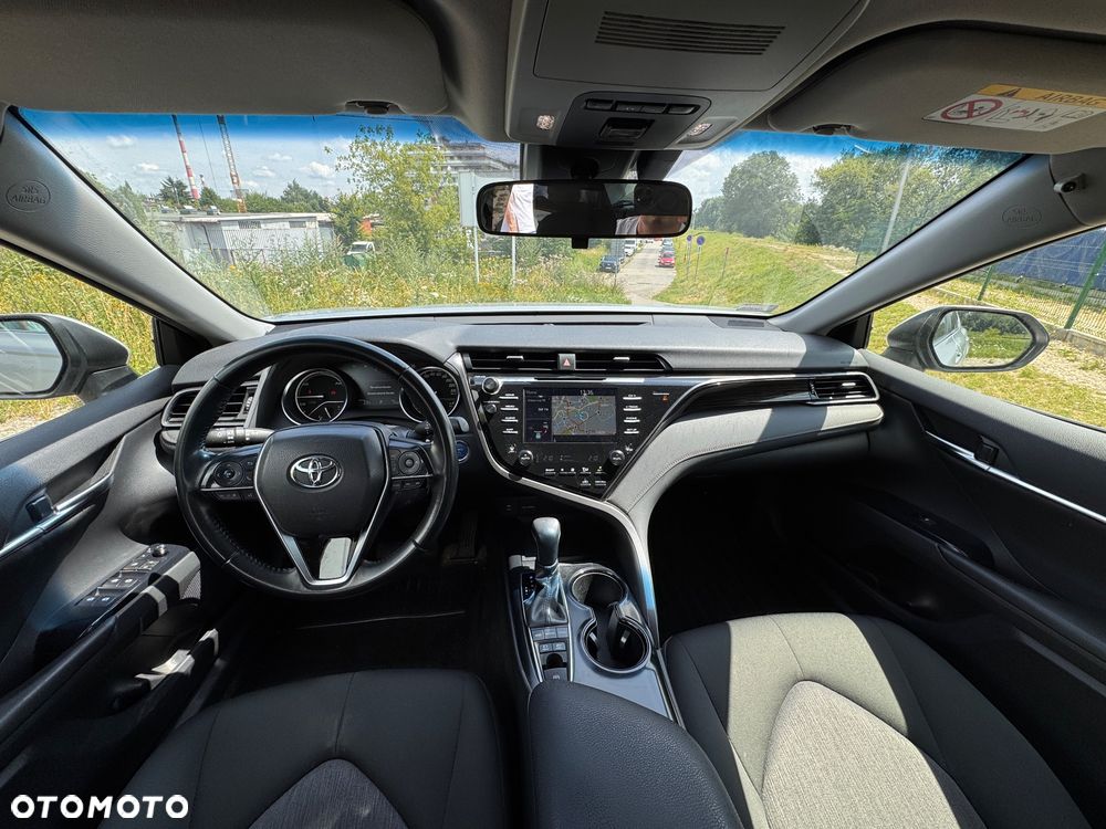Toyota Camry 2.5 Hybrid Prestige CVT - 6