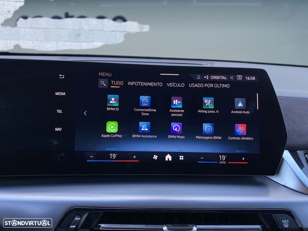 BMW X2 18 d sDrive Auto Pack M — fotografia 7